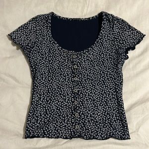 Brandy Melville floral zelly top